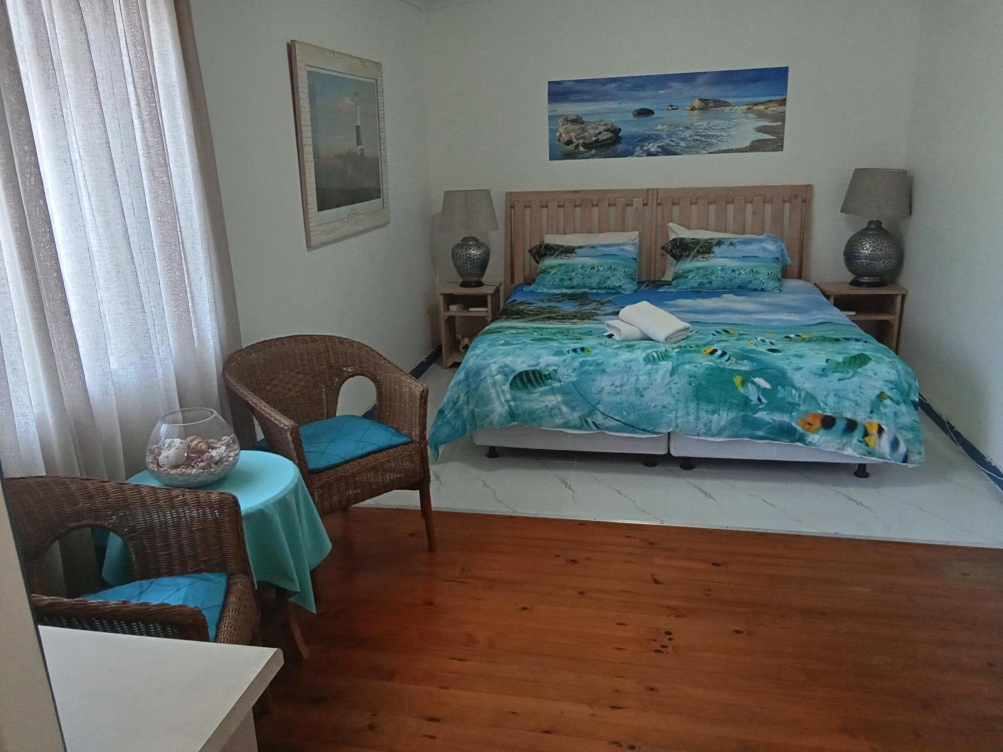 Aquarius Bed And Breakfast Jeffreys Bay Exterior photo
